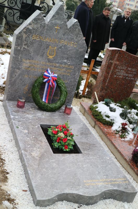 dr. prim.Benjamin Ipavec Slovenski grobovi