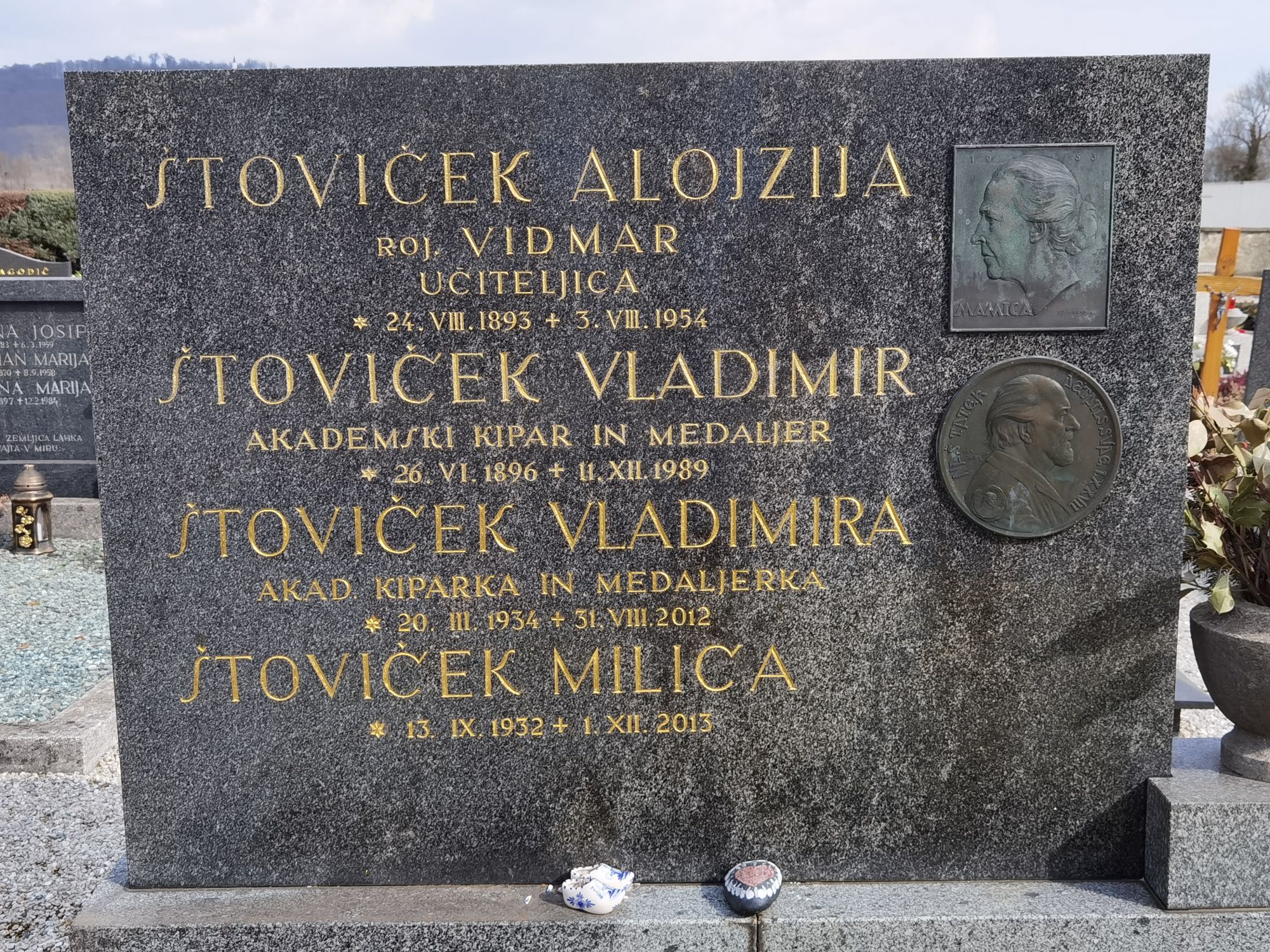 Vladimir Štoviček | Slovenski grobovi